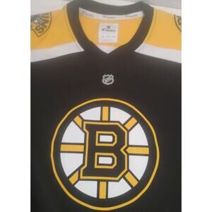 Boston Bruins Fanatics Authentic Pro Jersey Youth L/XL Baker No 21